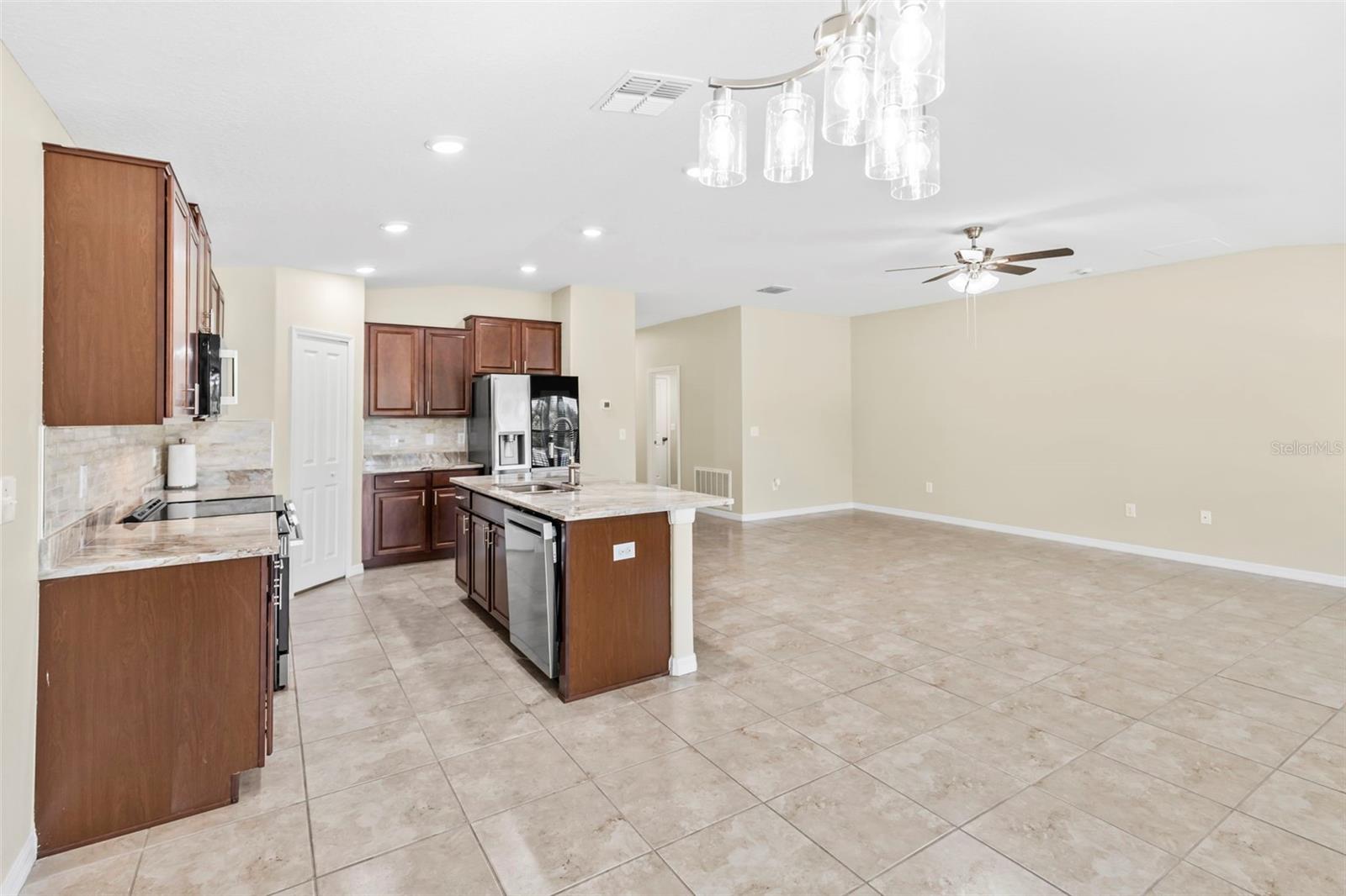 10633 Standing Stone Dr Property Photo 13