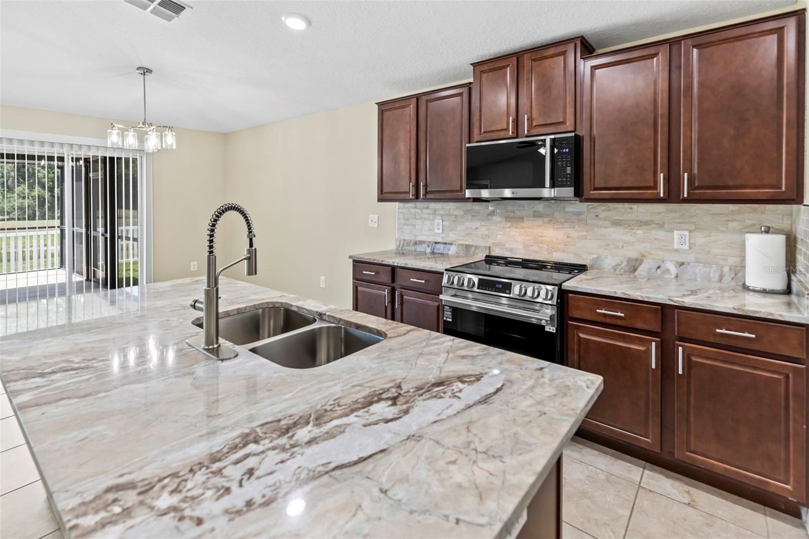 10633 Standing Stone Dr Property Photo 19
