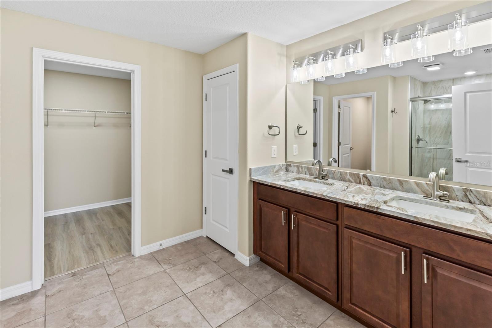 10633 Standing Stone Dr Property Photo 26