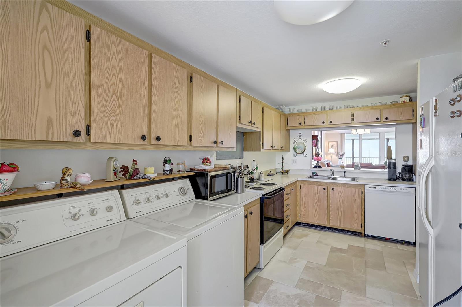 14900 Gulf Blvd #401 Property Photo 20