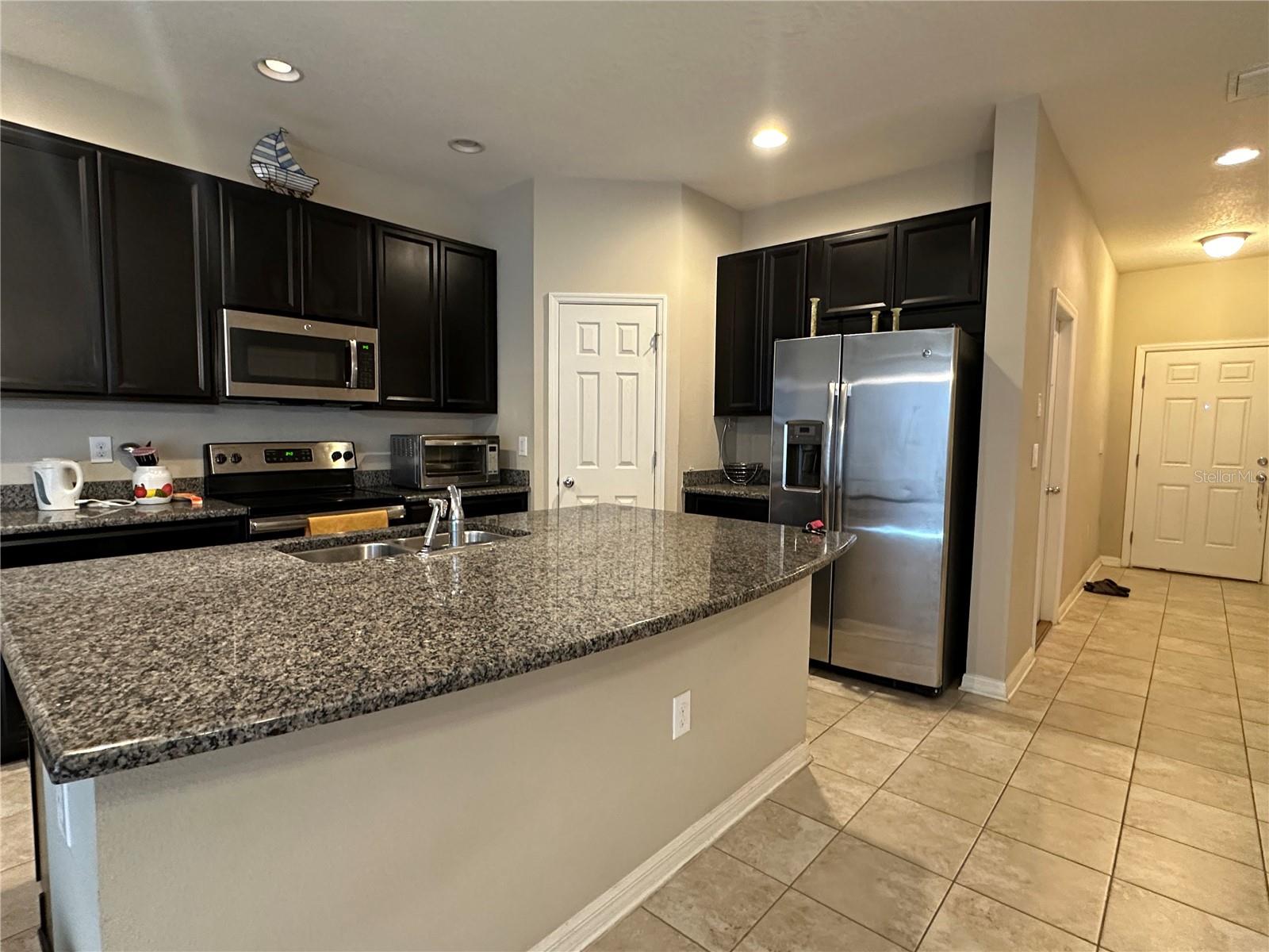 7089 Woodchase Glen Dr Property Photo 5