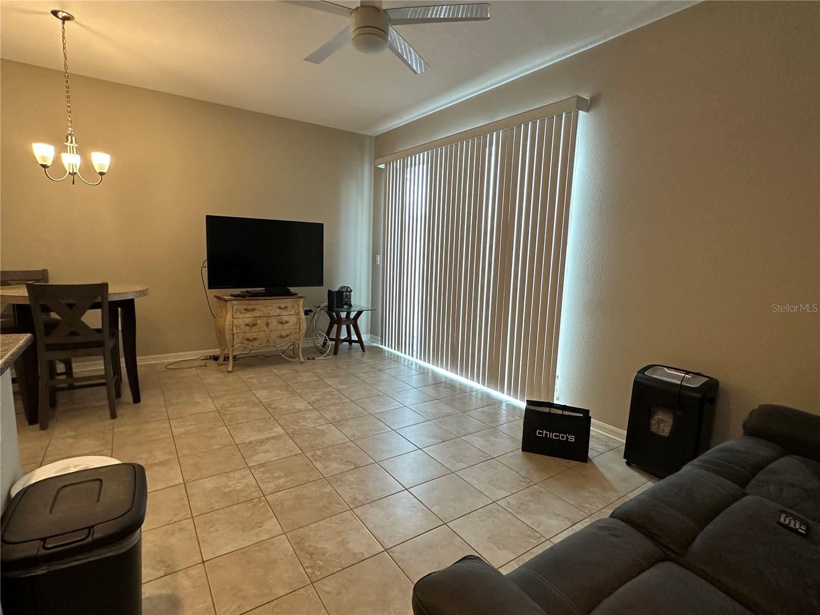 7089 Woodchase Glen Dr Property Photo 10