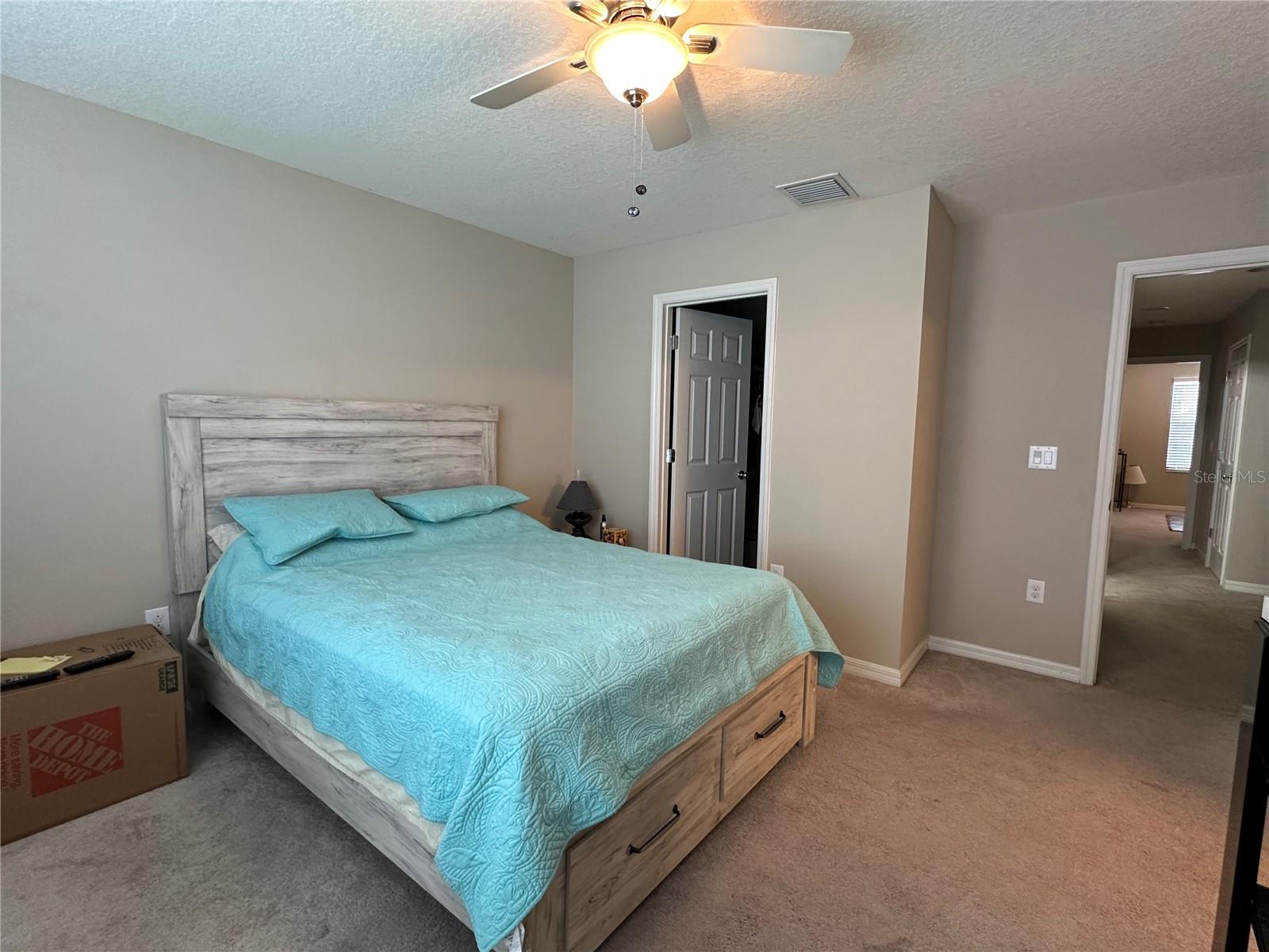 7089 Woodchase Glen Dr Property Photo 14