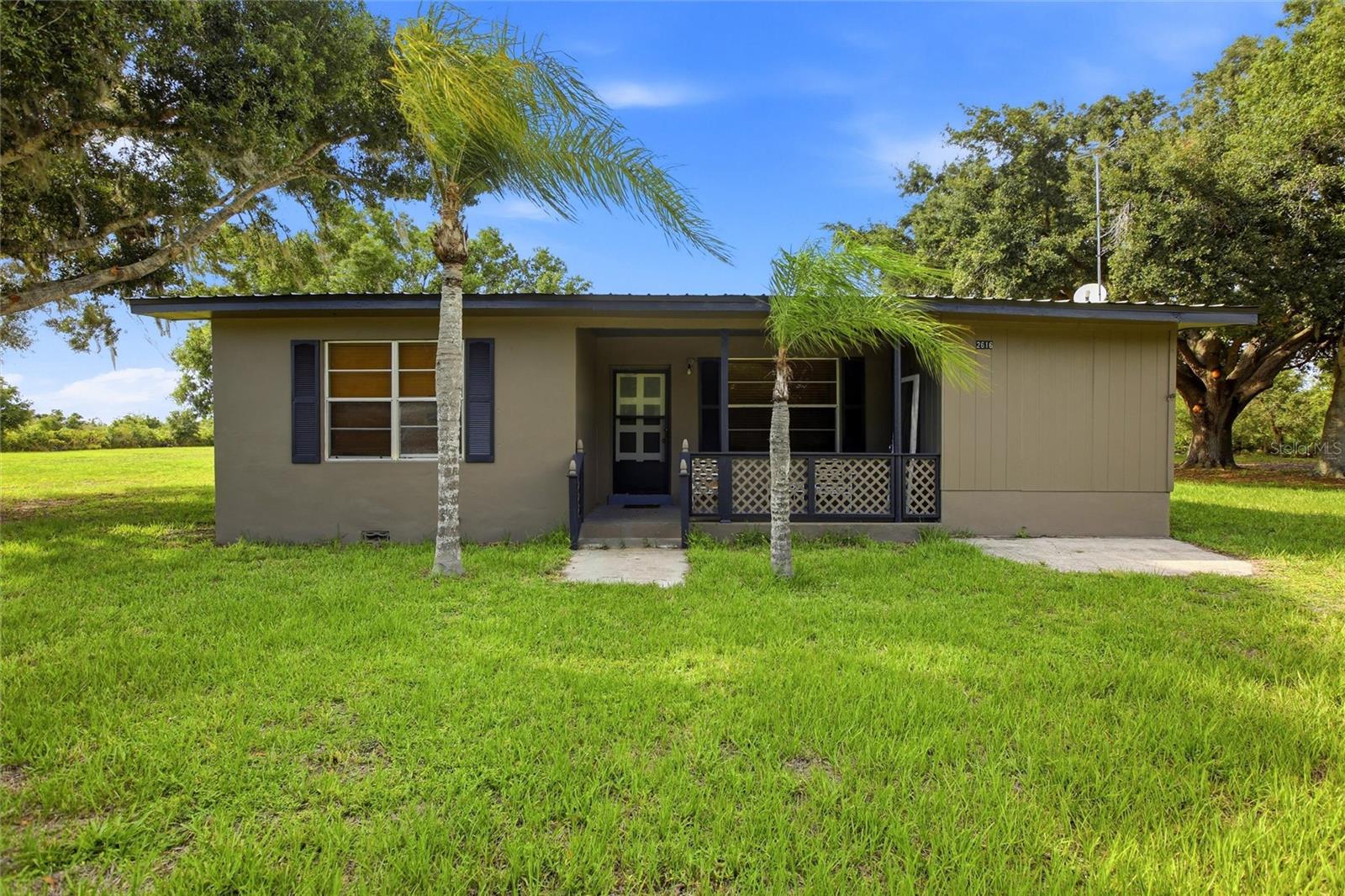 2616 HACIENDA DR