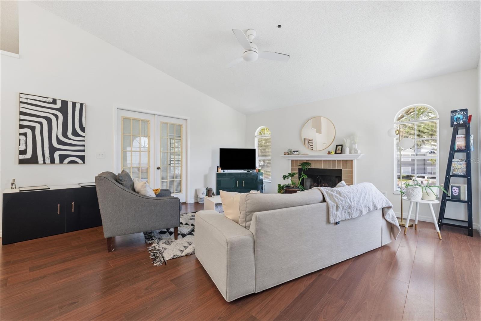 11844 Skylake Pl Property Photo 4