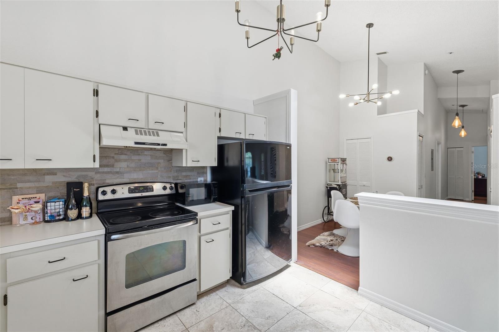 11844 Skylake Pl Property Photo 9