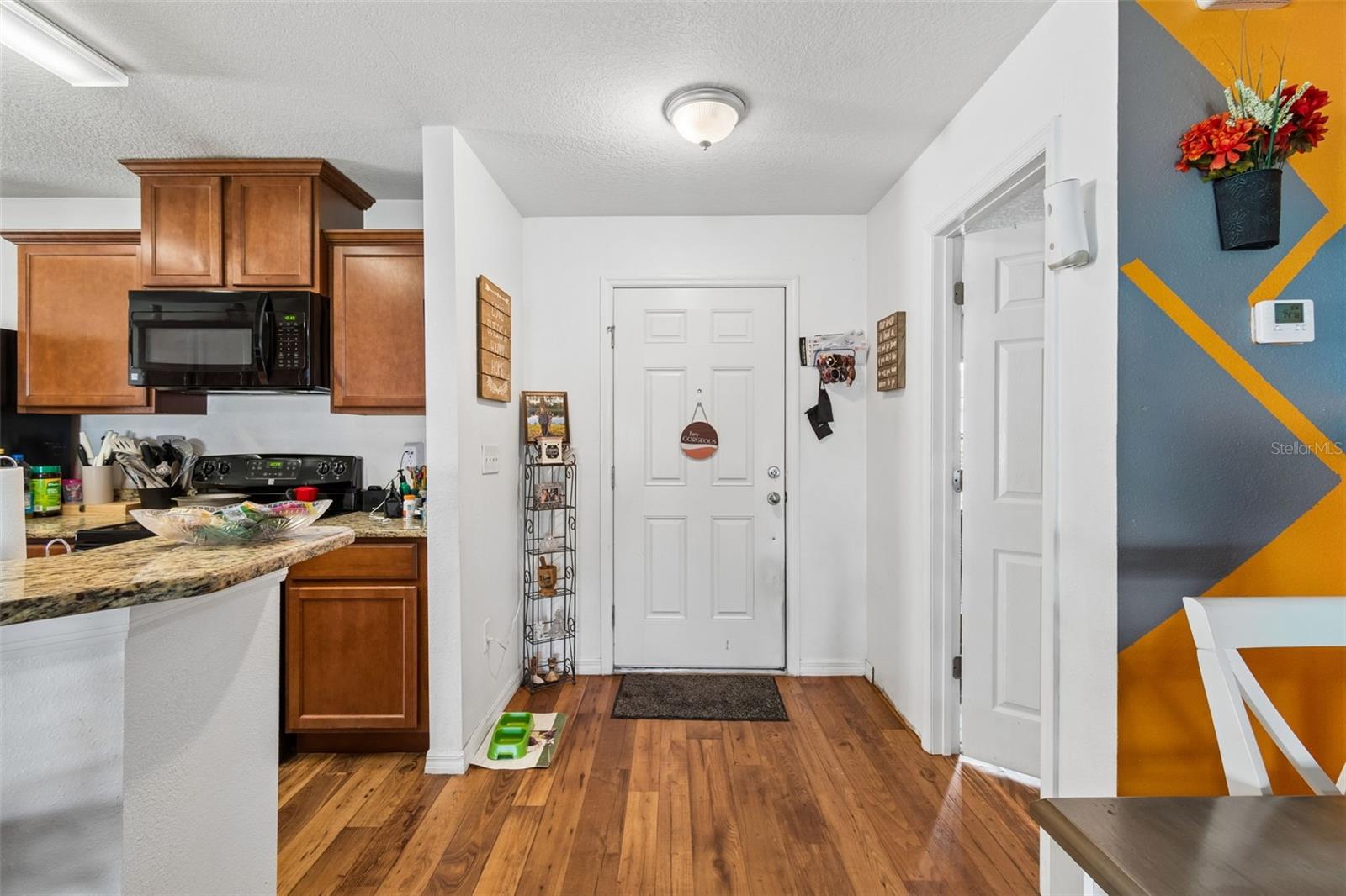 14217 Alistar Manor Dr Property Photo 4