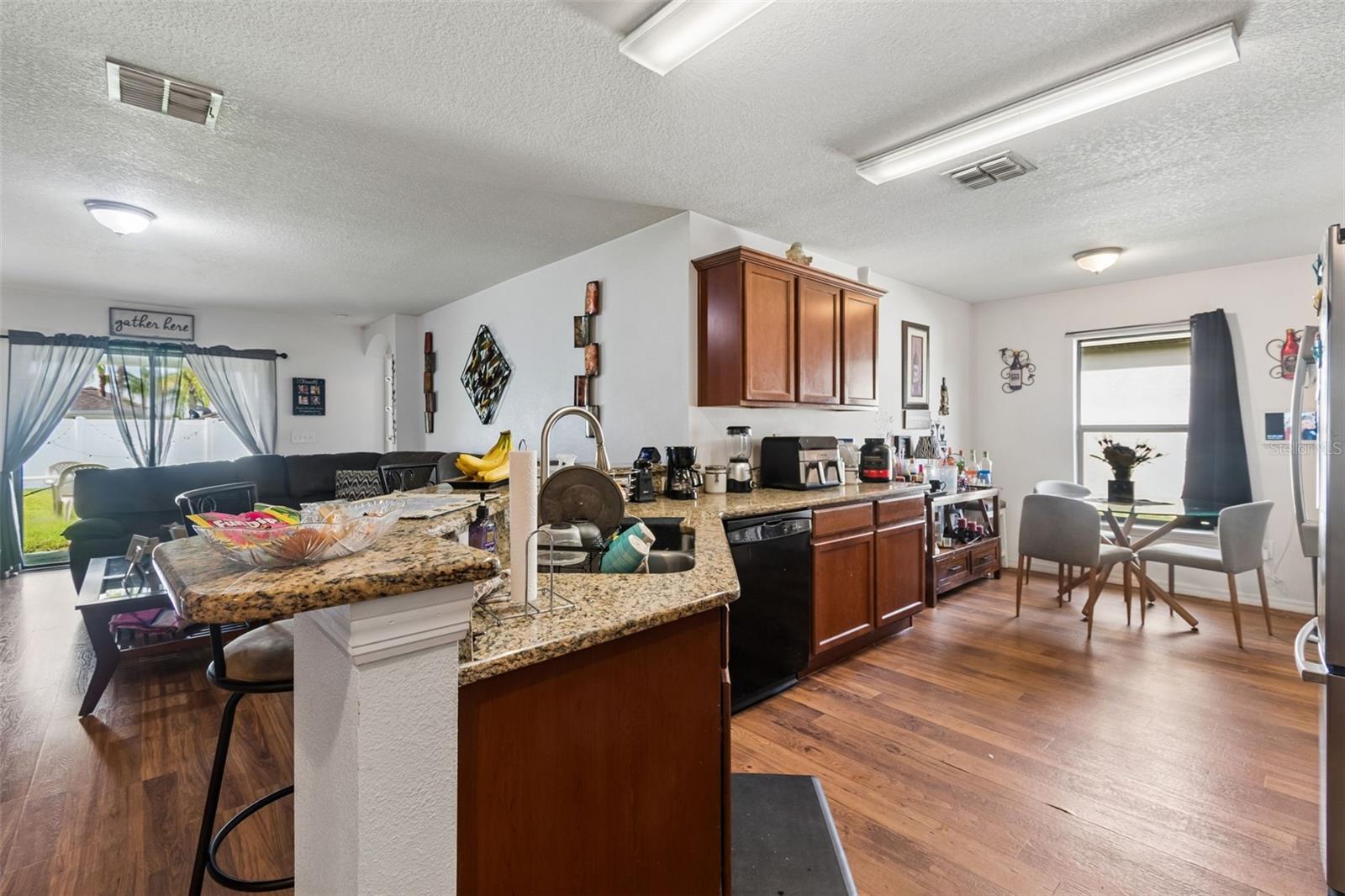 14217 Alistar Manor Dr Property Photo 6