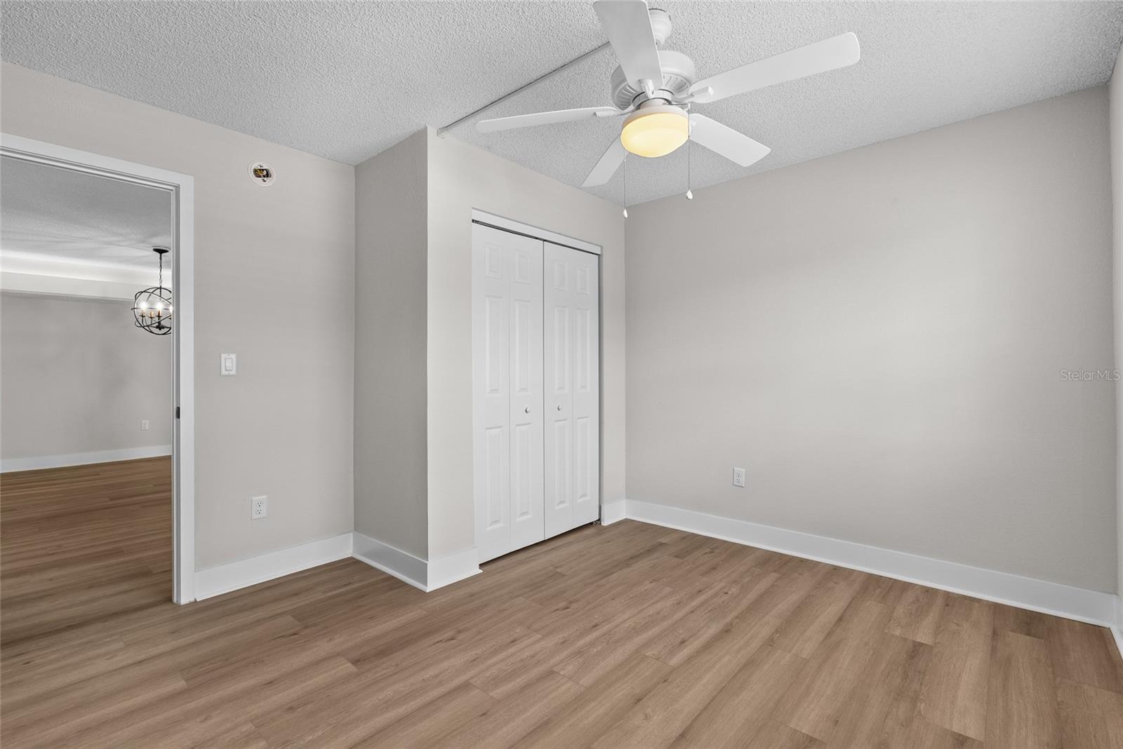 4780 Cove Cir #101 Property Photo 18