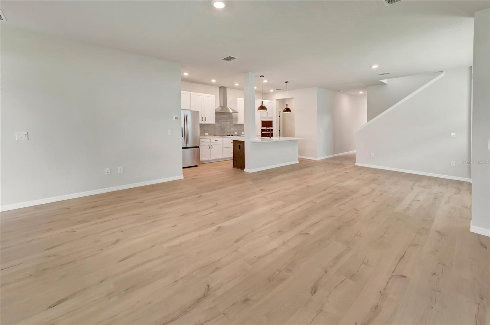 630 Kingswood Ct Property Photo 10