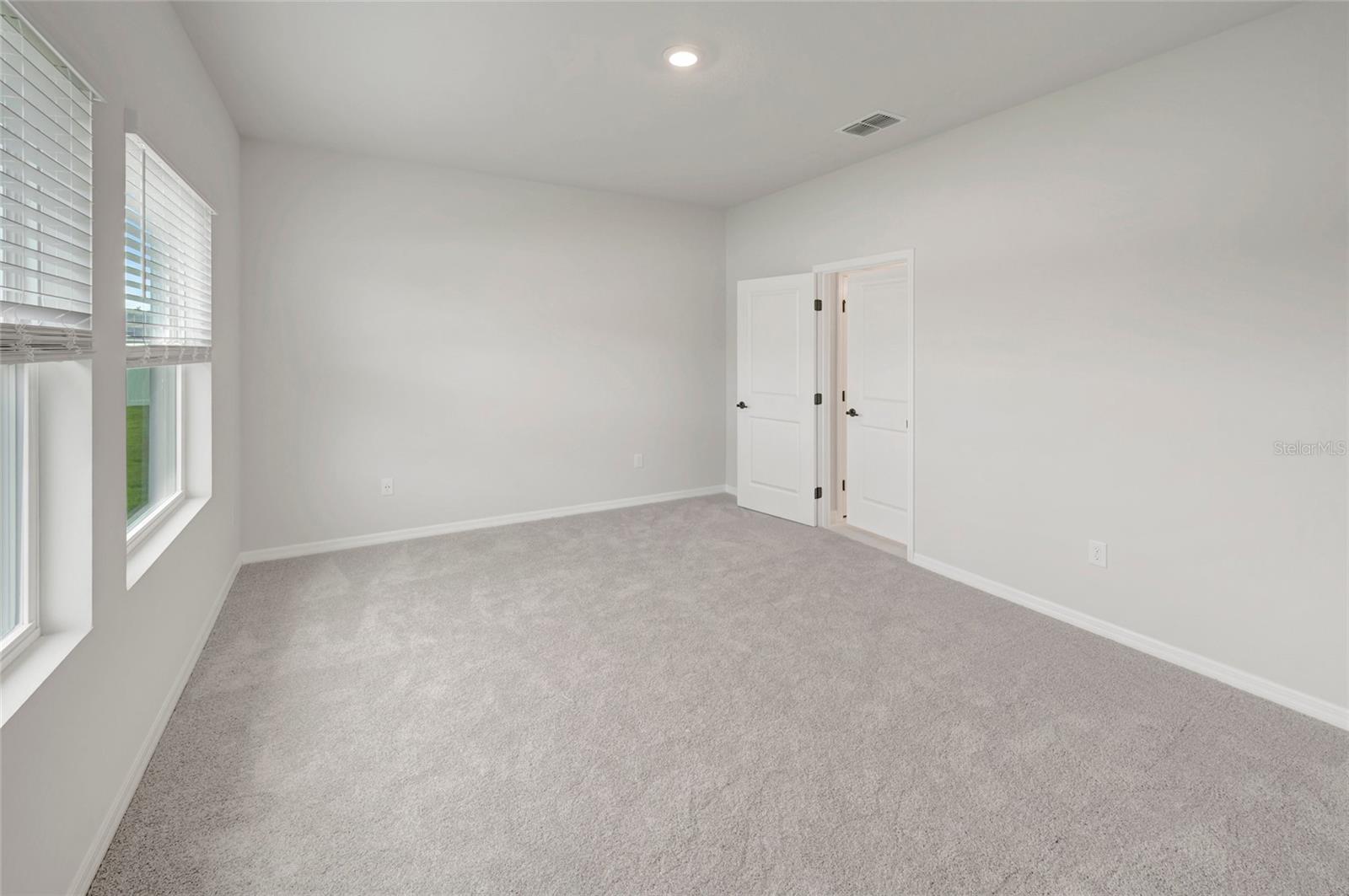 630 Kingswood Ct Property Photo 21