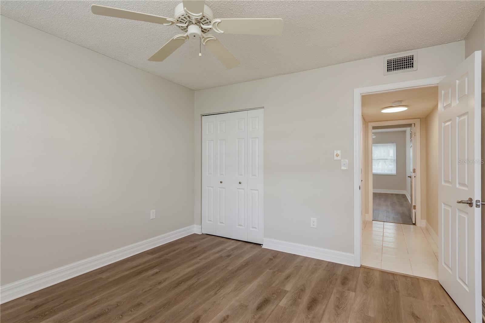 8 Glencoe Pl #104 Property Photo 16