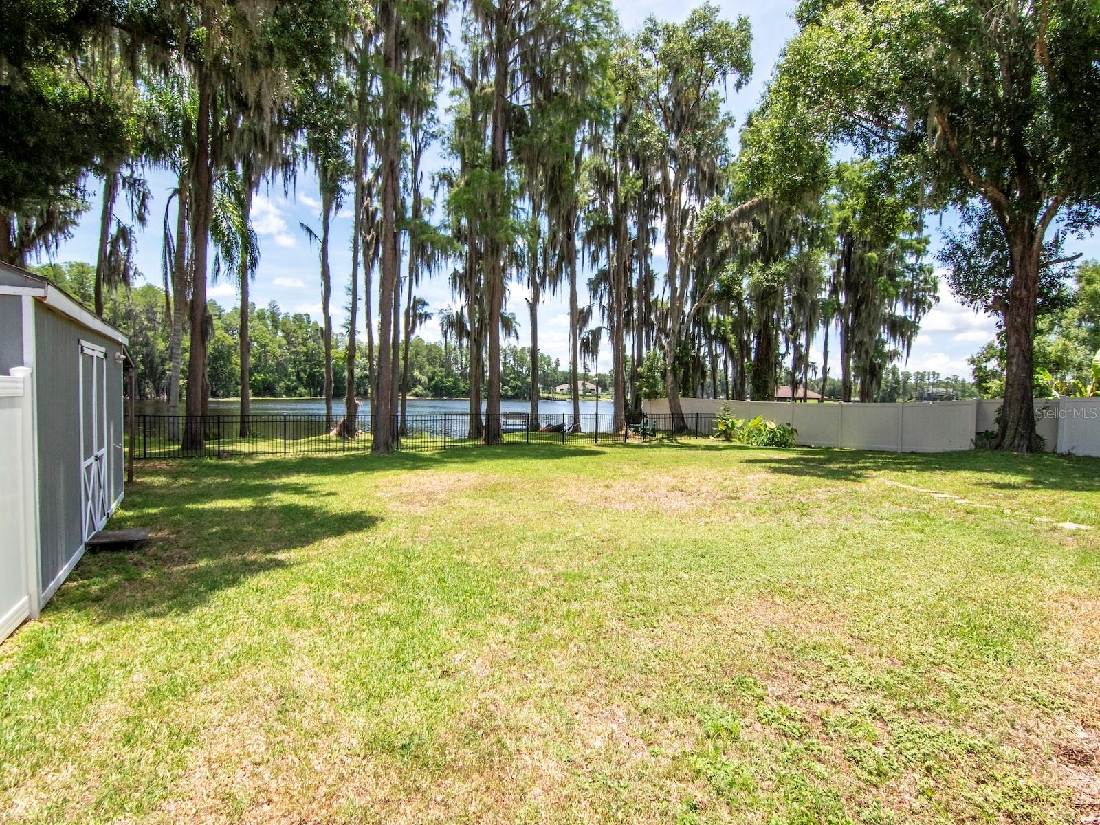 219 Willow Bend Pkwy Property Photo 31