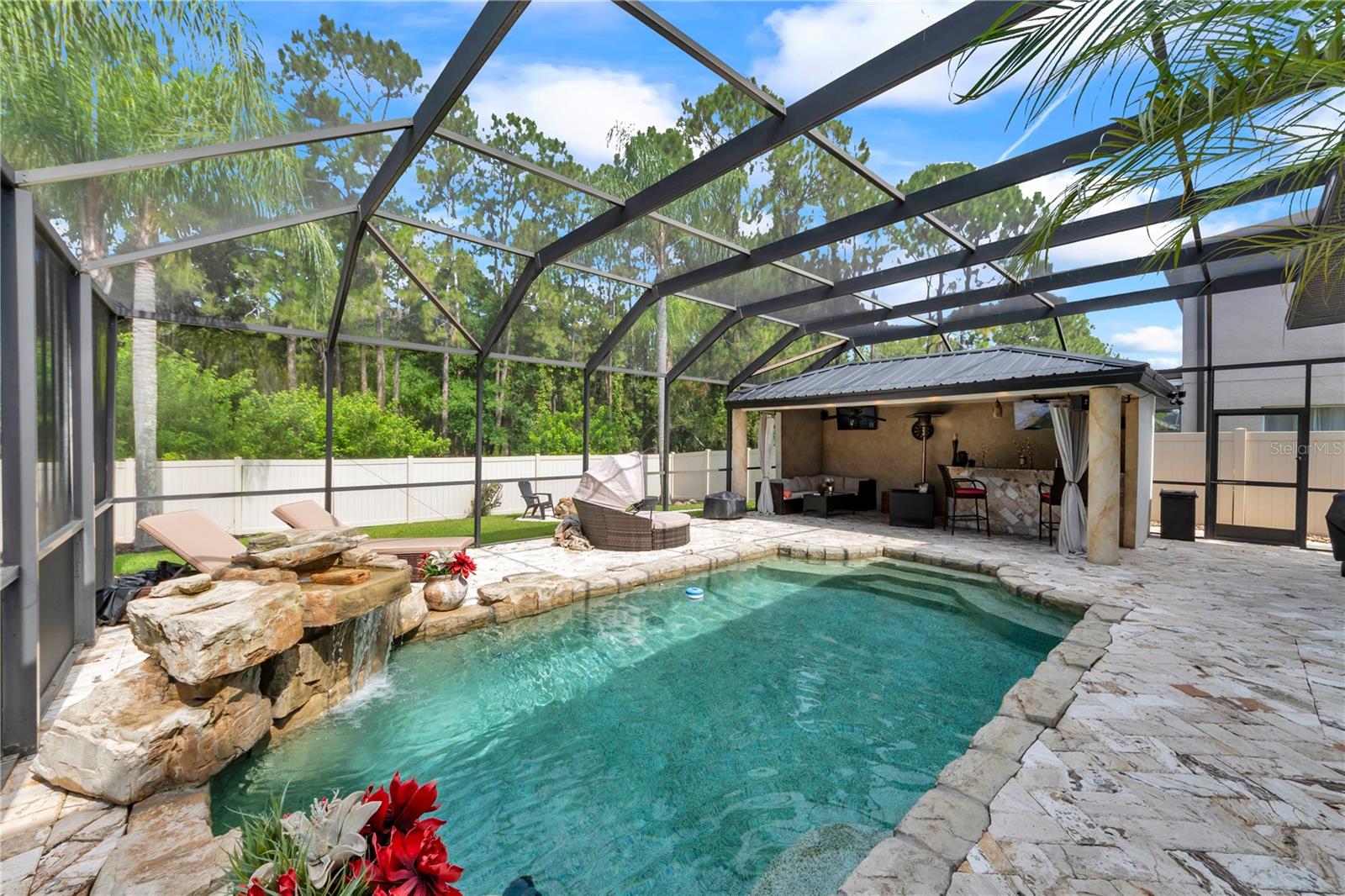 13115 Royal George Ave Property Photo 3