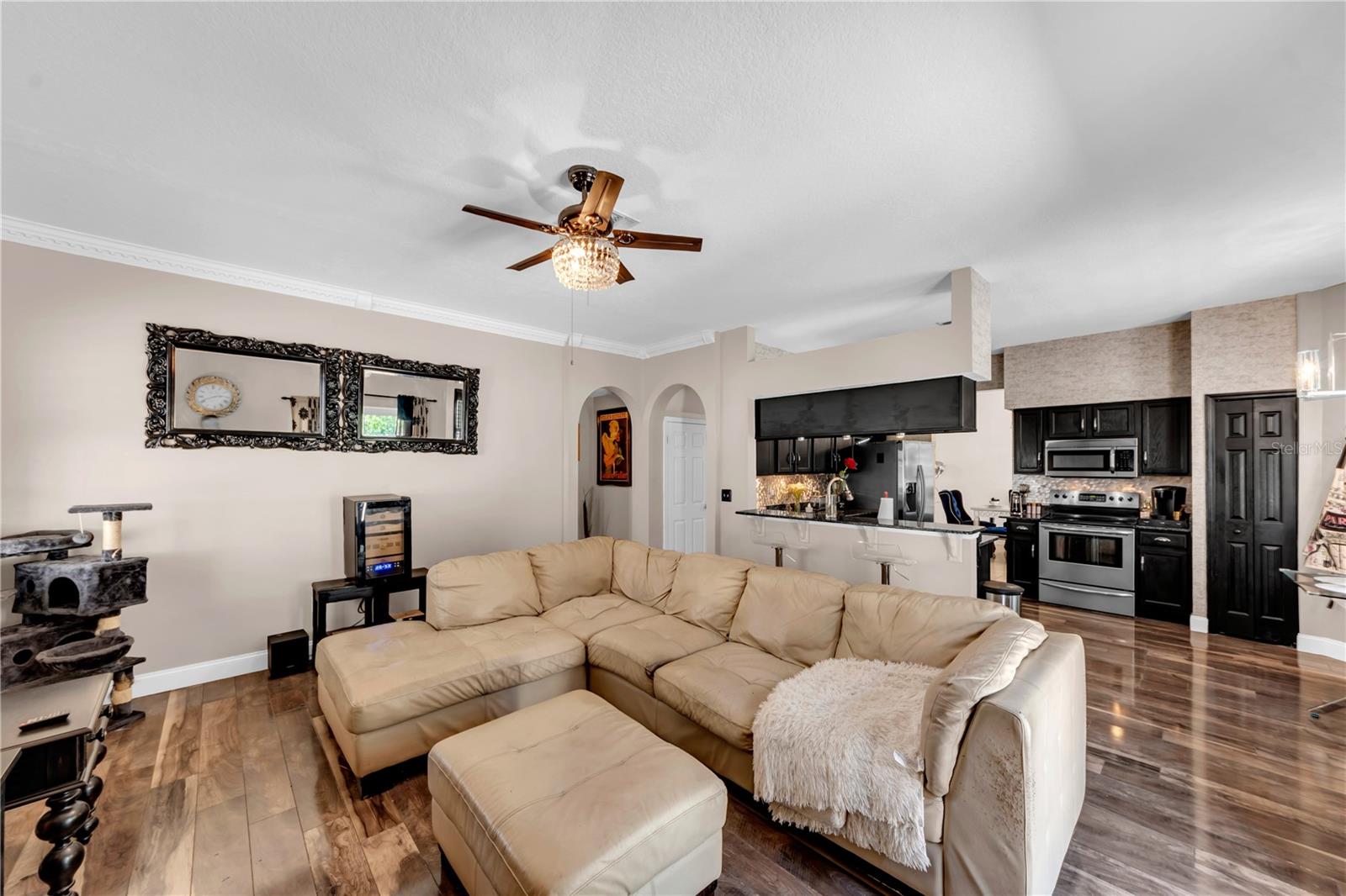 13115 Royal George Ave Property Photo 15