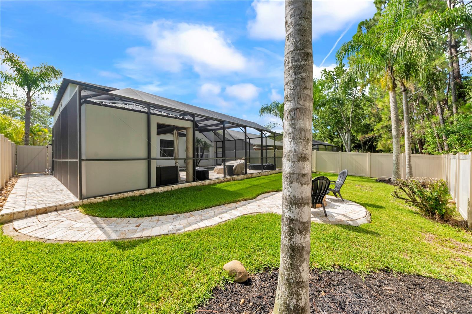 13115 Royal George Ave Property Photo 34