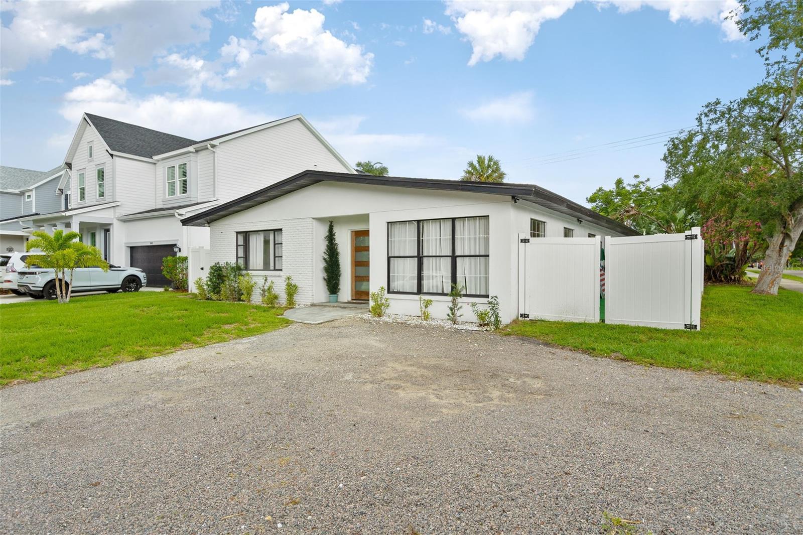 3601 W Dale Ave Property Photo 1