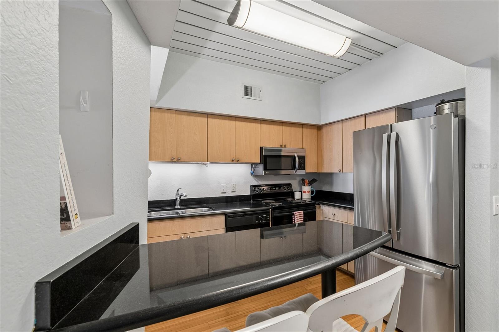 2331 W Horatio St #625 Property Photo 11