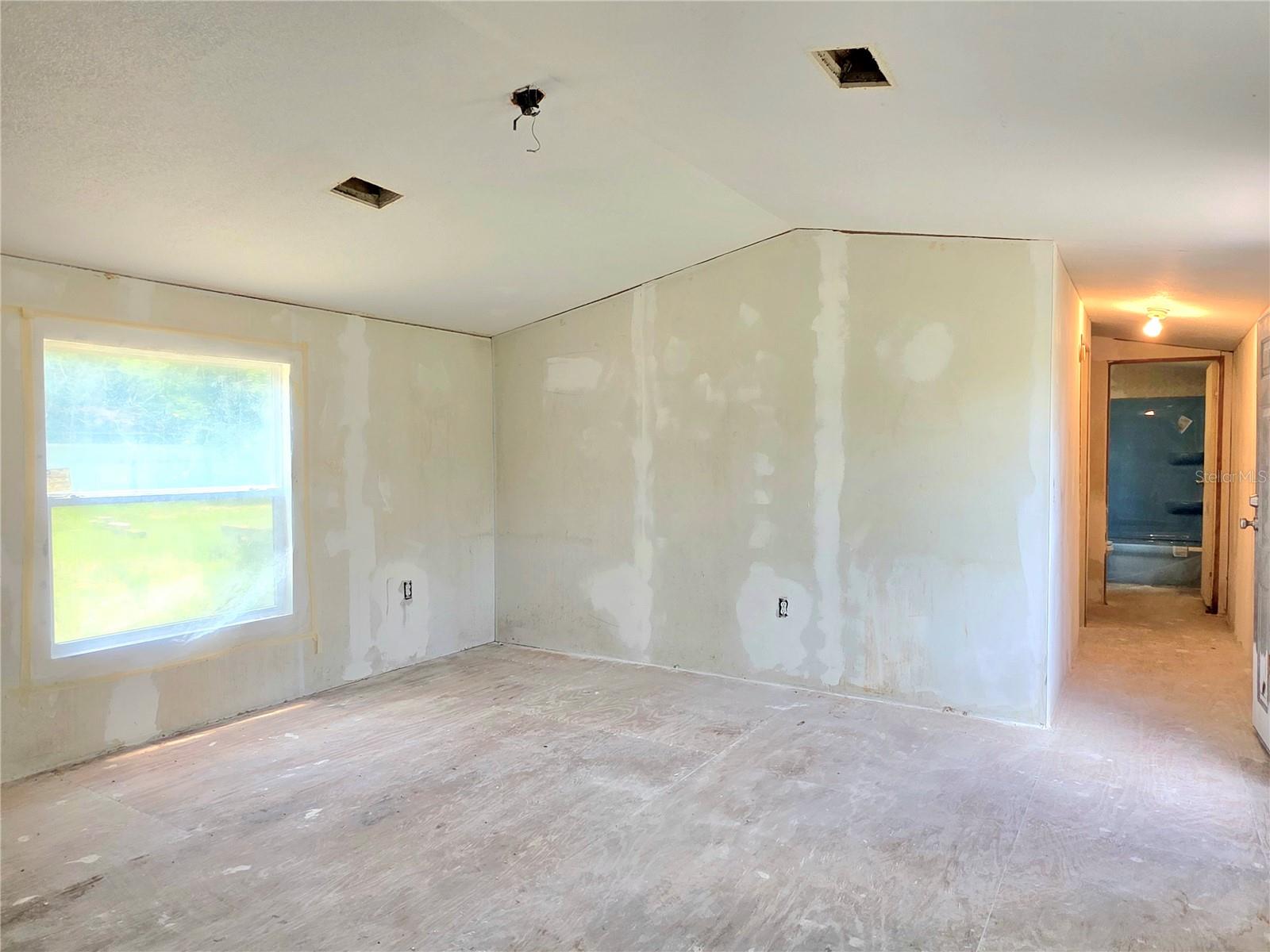 8443 Hamster Dr Property Photo 24