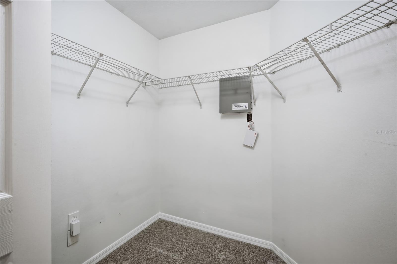 5912 Bramble Bush Ct Property Photo 15