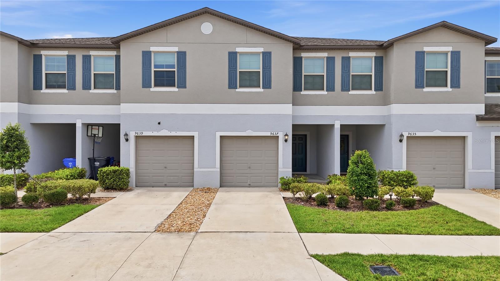 9637 Mulberry Marsh Ln Property Photo 1