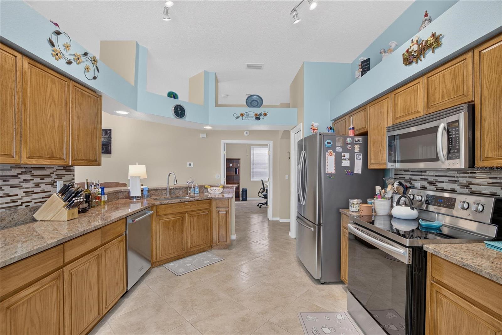 11115 Silver Dancer Dr Property Photo 14