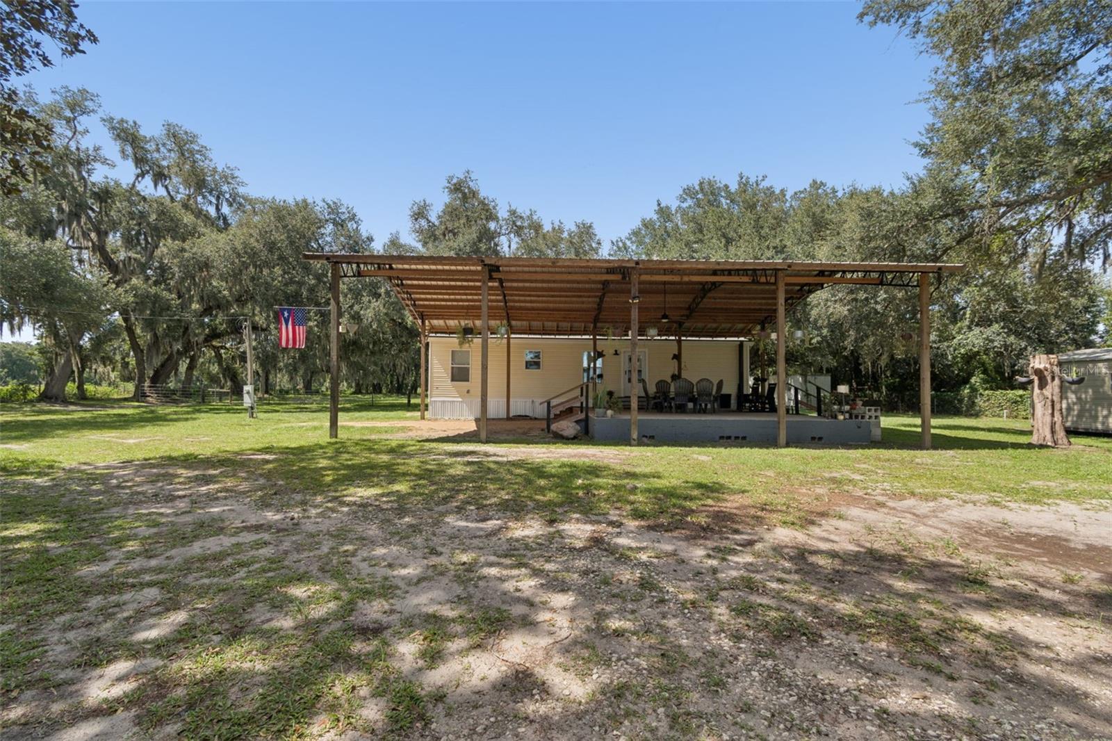 4920 W Knights Griffin Rd Property Photo 2