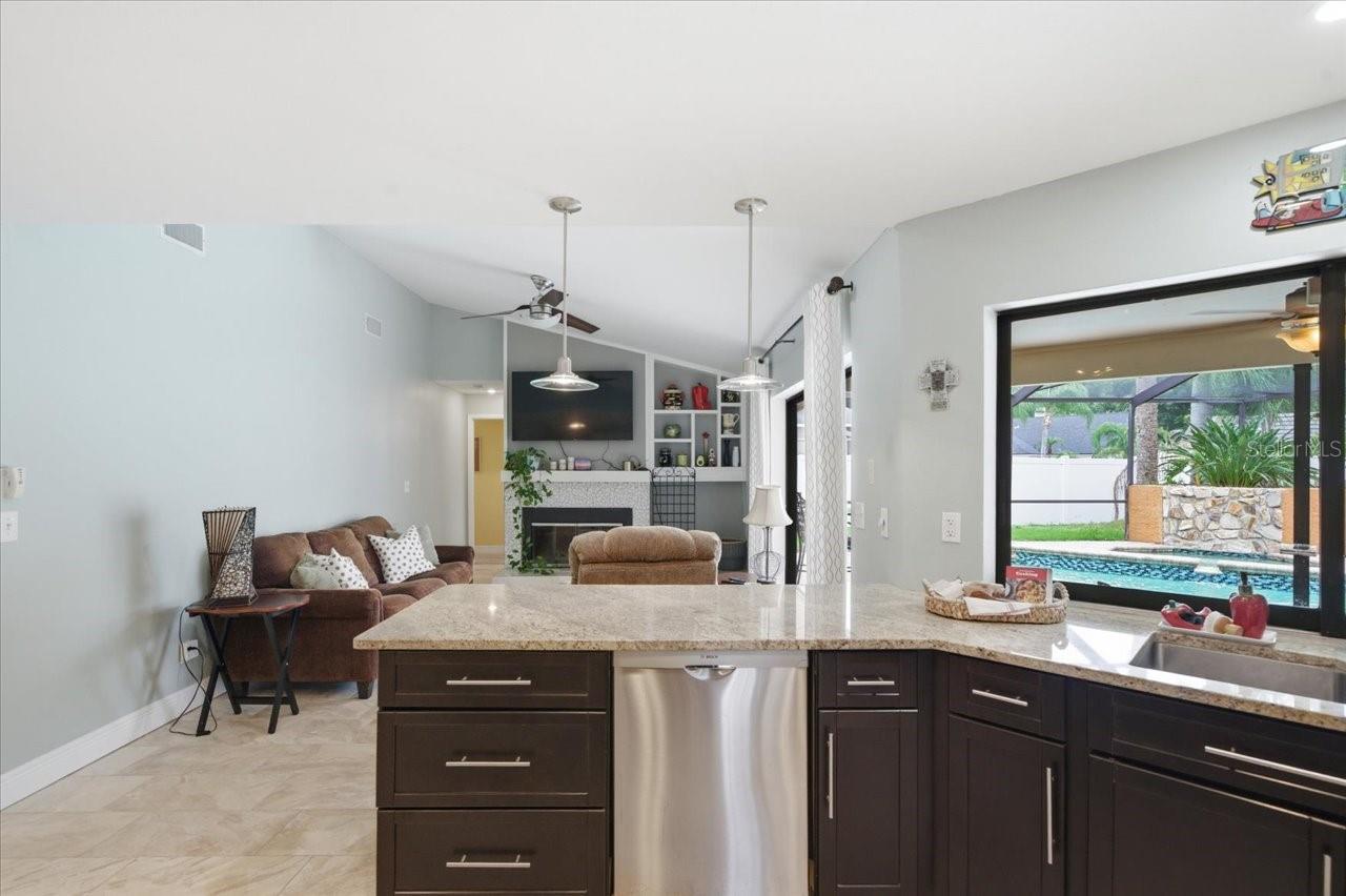 11803 Sweetpea Ct Property Photo 9