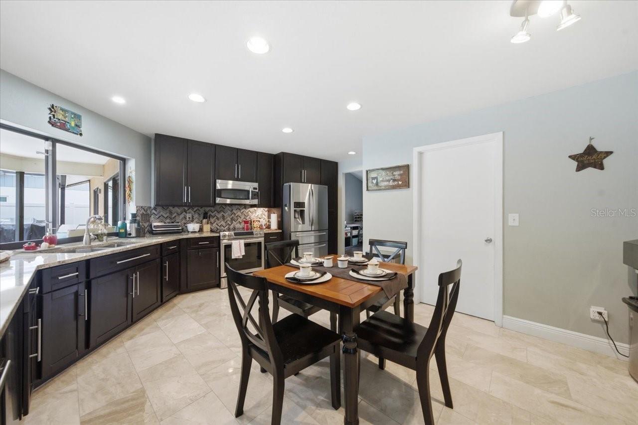 11803 Sweetpea Ct Property Photo 12