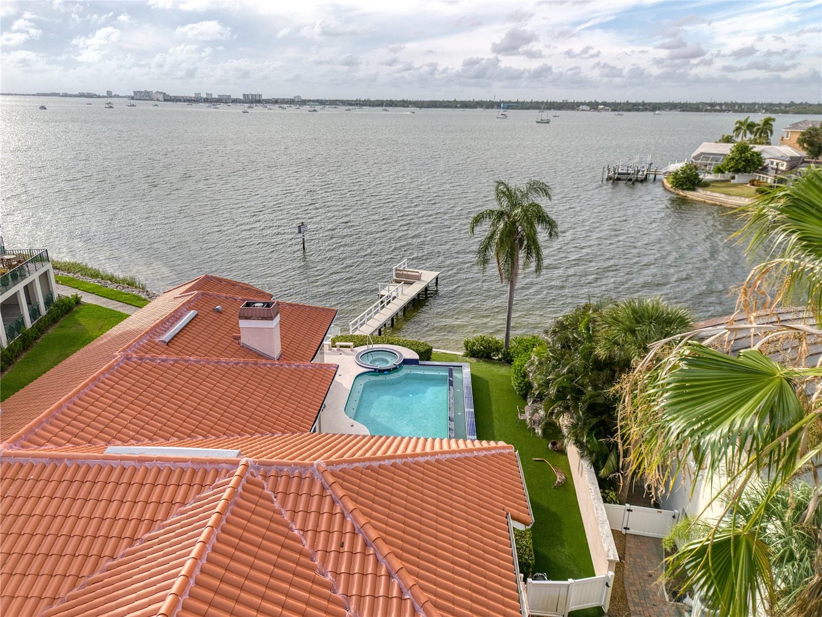 4709 Dolphin Cay Ln Property Photo 19