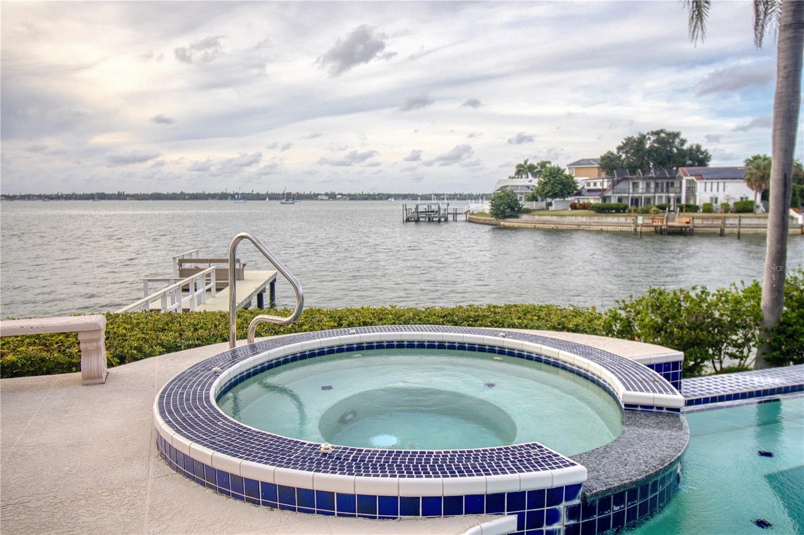 4709 Dolphin Cay Ln Property Photo 23