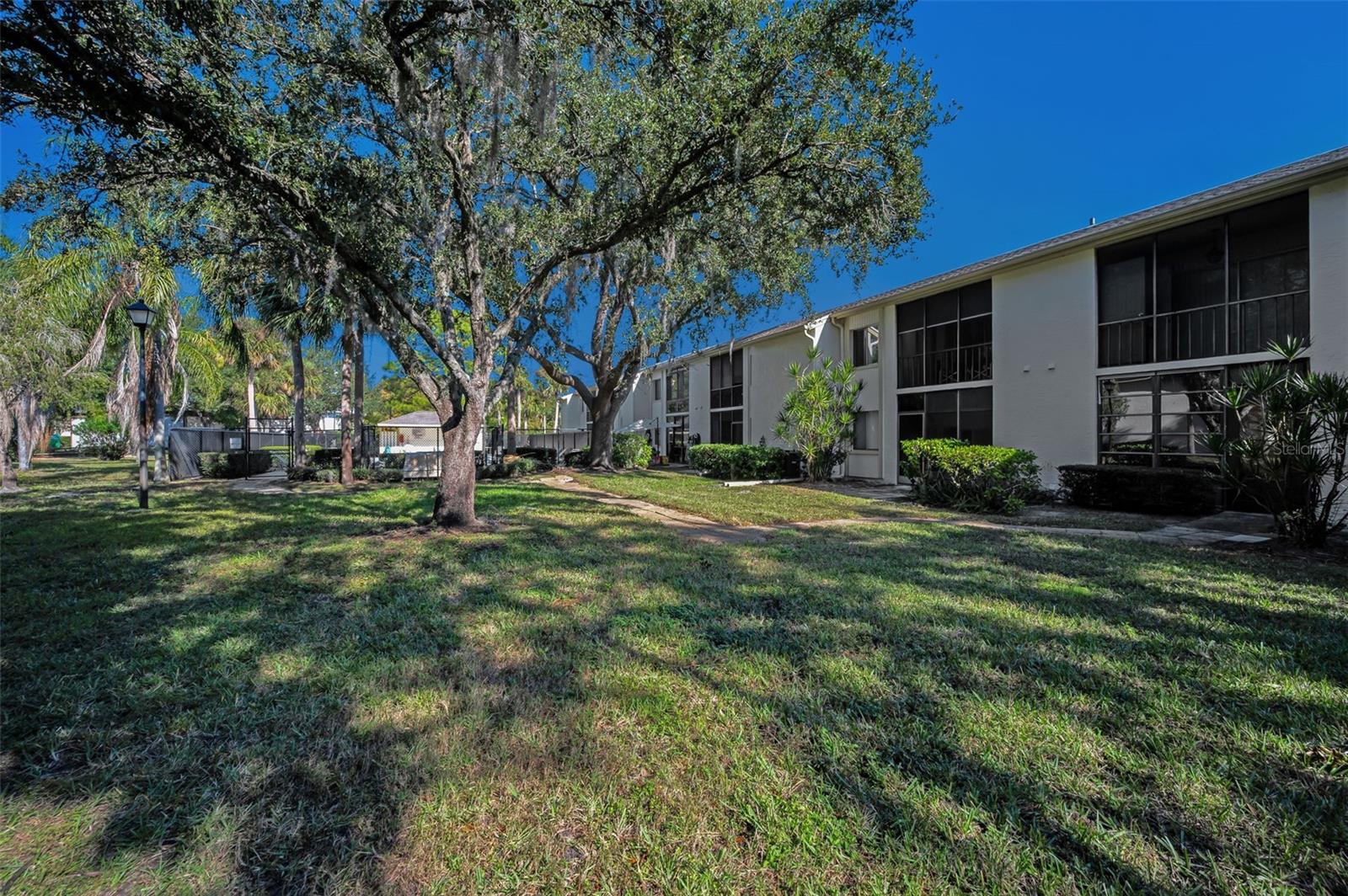 110 Cypress Ct #3-82 Property Photo 29