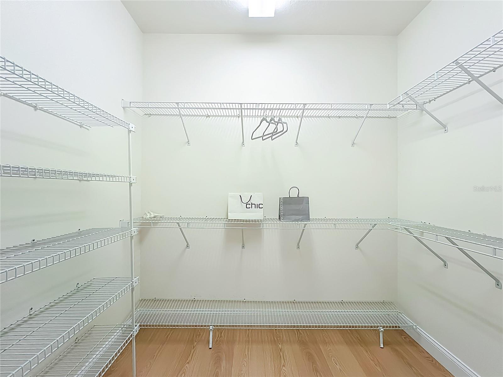 2960 Sandringham Pl Property Photo 18