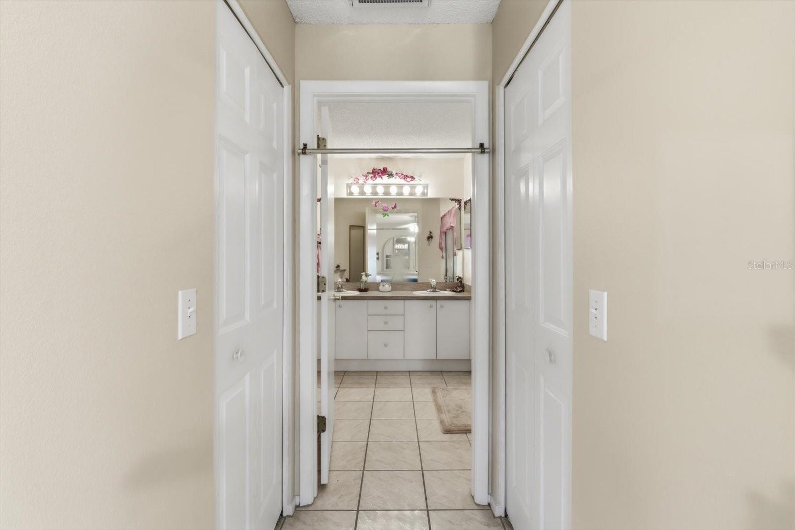 8012 Willow Brook Dr Property Photo 20