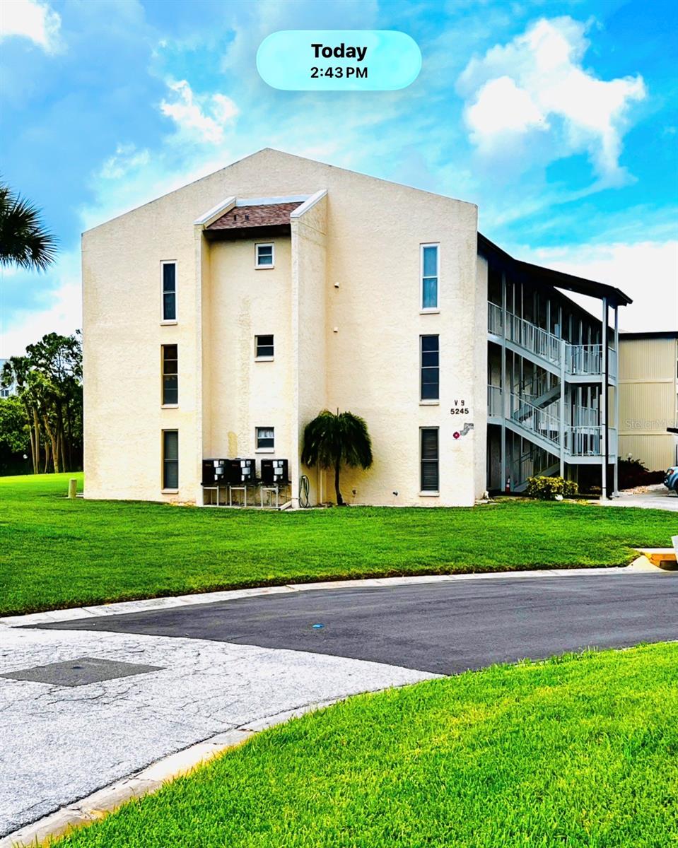 5245 Amulet Dr #102 Property Photo 1