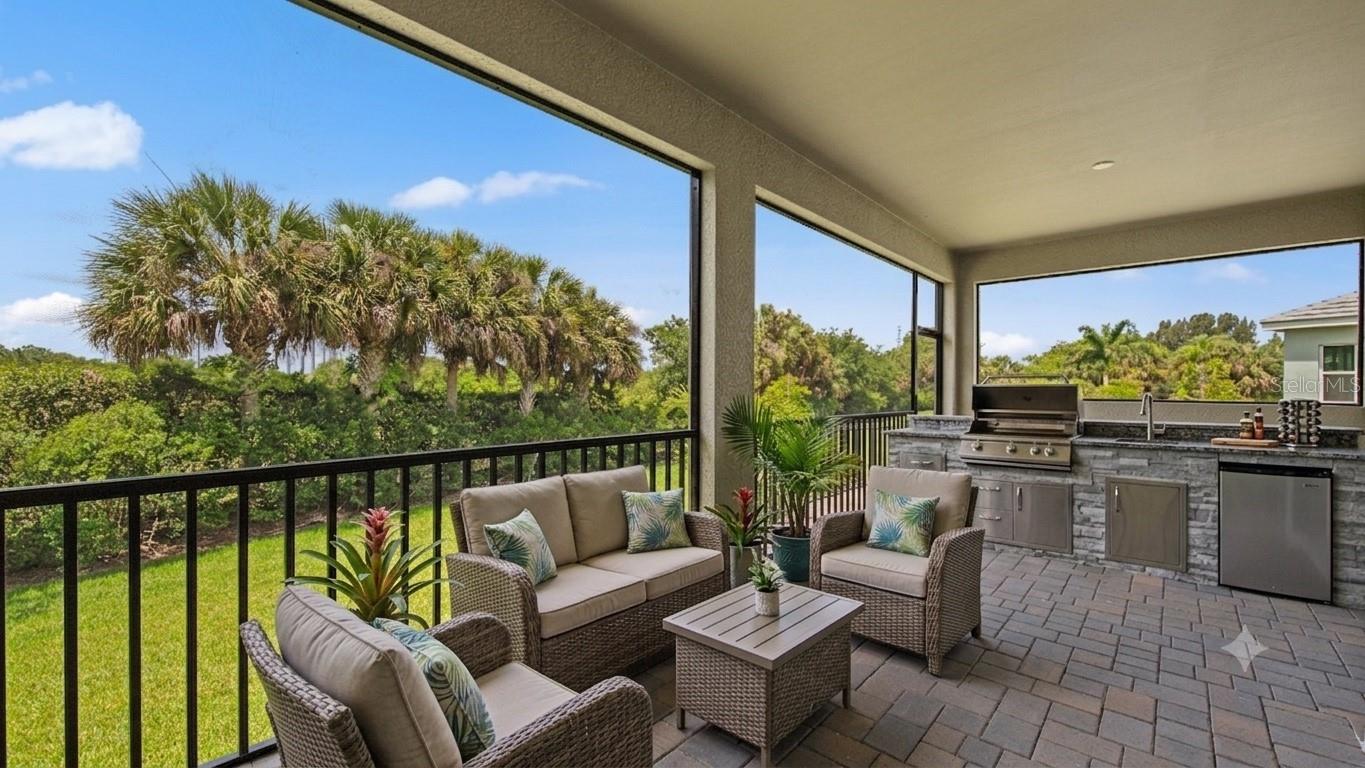11540 Verandah Palm Ct Property Photo 5