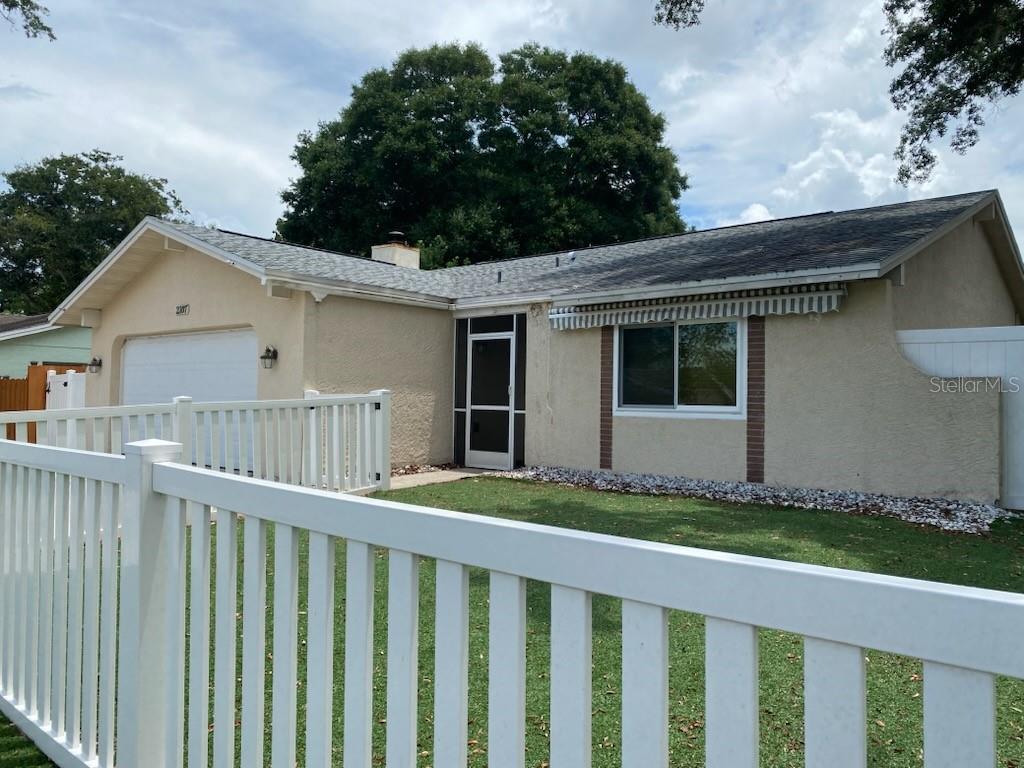 2107 GROVE VALLEY Property Photo 1