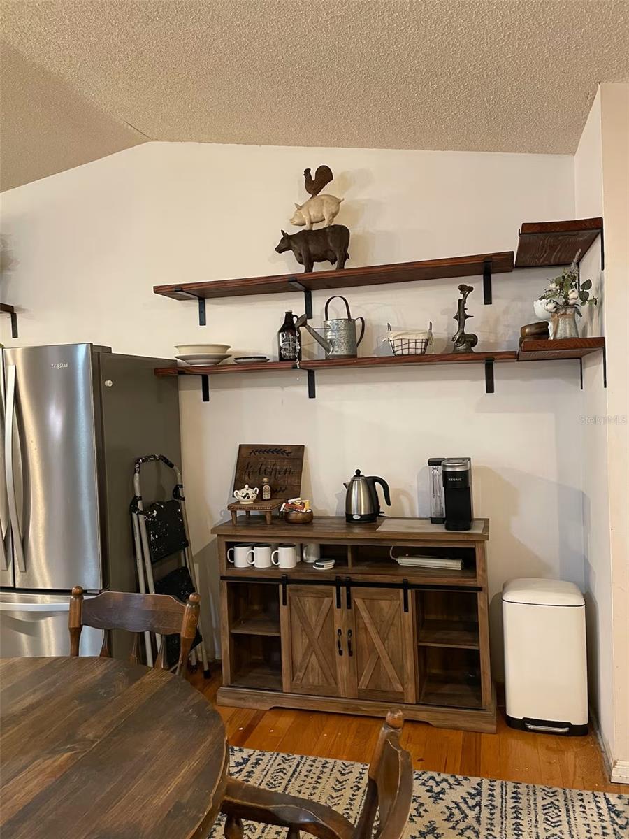 2107 Grove Valley Property Photo 14