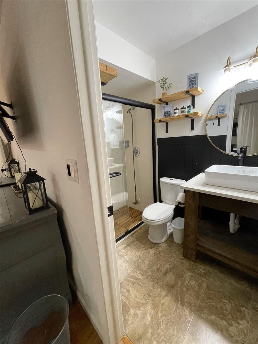 2107 Grove Valley Property Photo 20