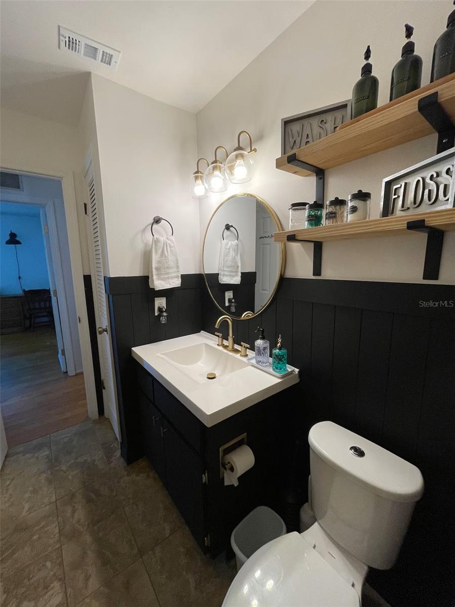2107 Grove Valley Property Photo 23