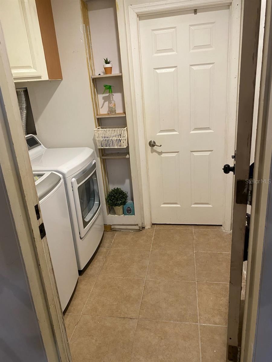 2107 Grove Valley Property Photo 28