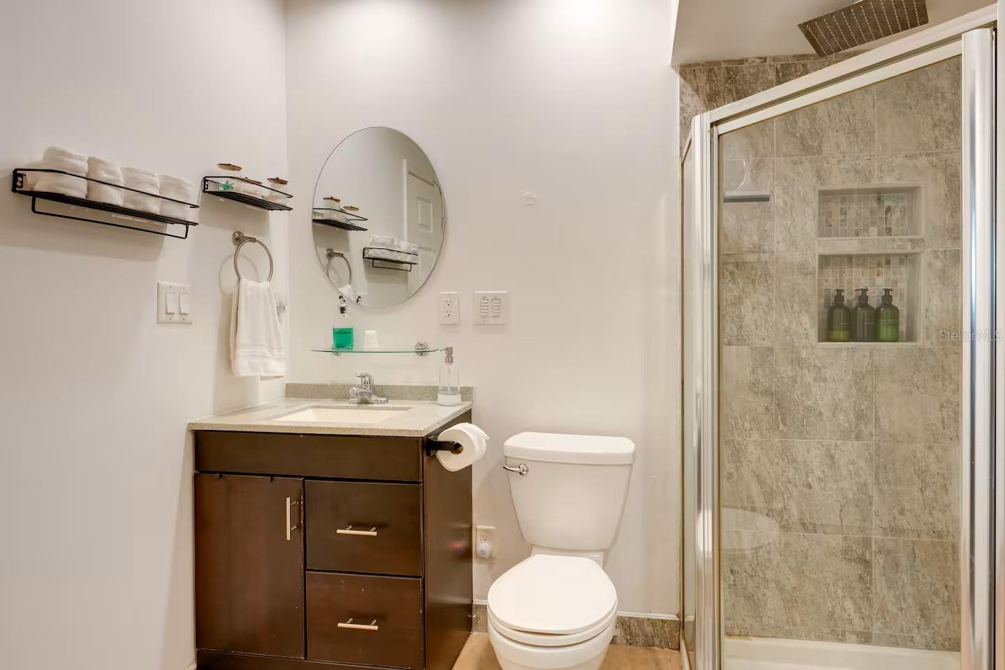2107 Grove Valley Property Photo 36