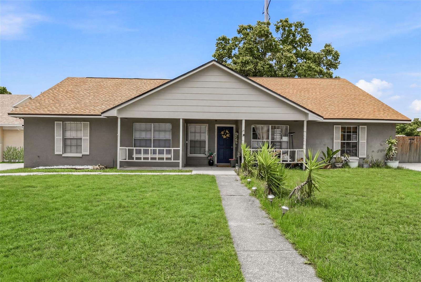 3257 Laurel Dale Dr Property Photo 1