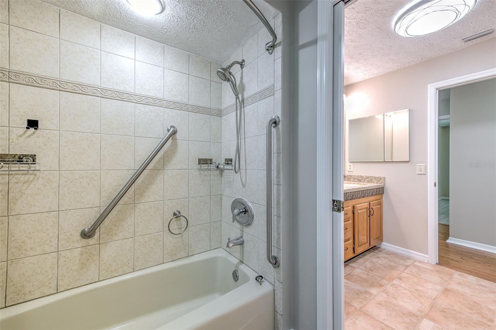 2102 Whitlock Pl Property Photo 23