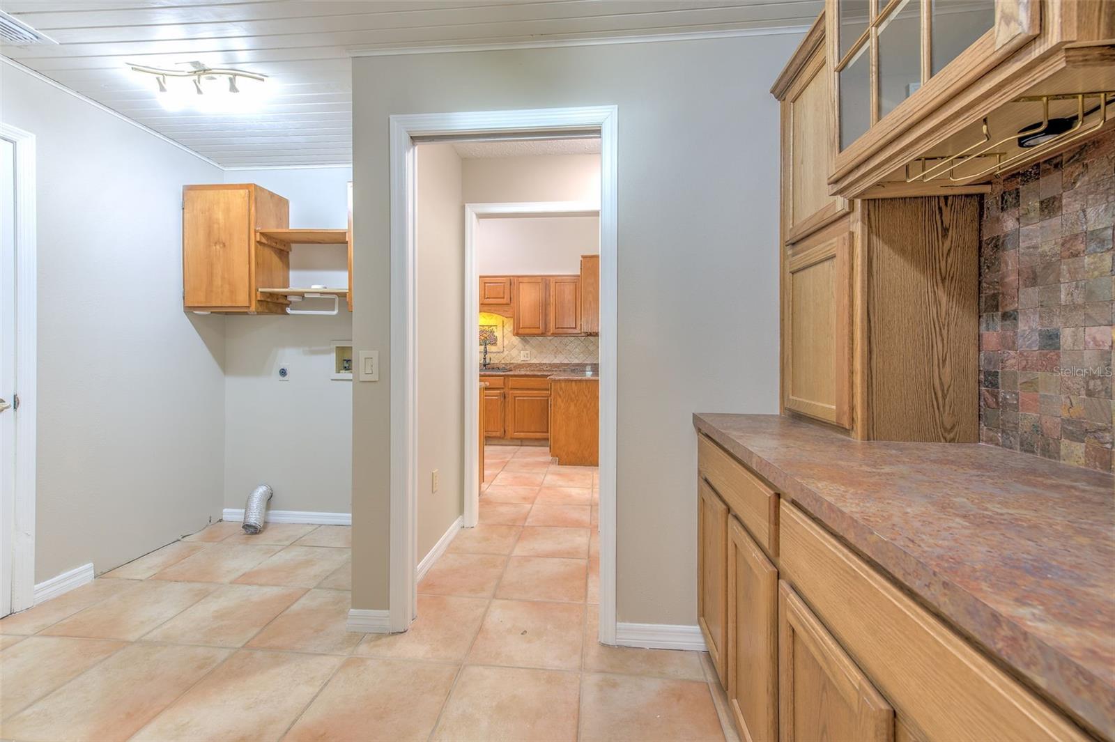 2102 Whitlock Pl Property Photo 25