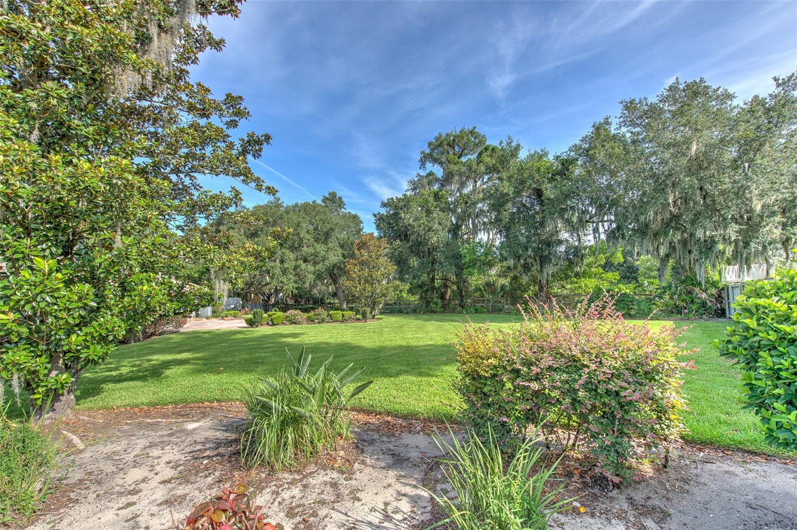 2102 Whitlock Pl Property Photo 37