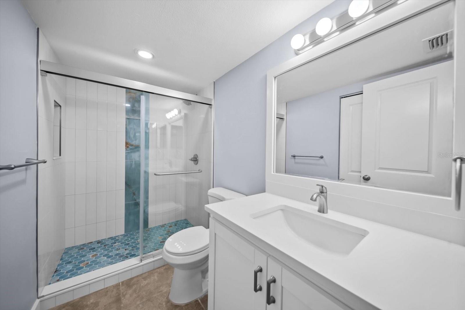 7530 Sunshine Skyway Ln S #t30 Property Photo 12