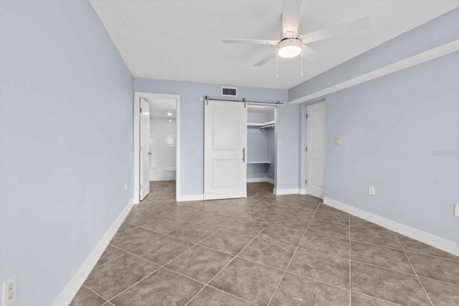 7530 Sunshine Skyway Ln S #t30 Property Photo 18