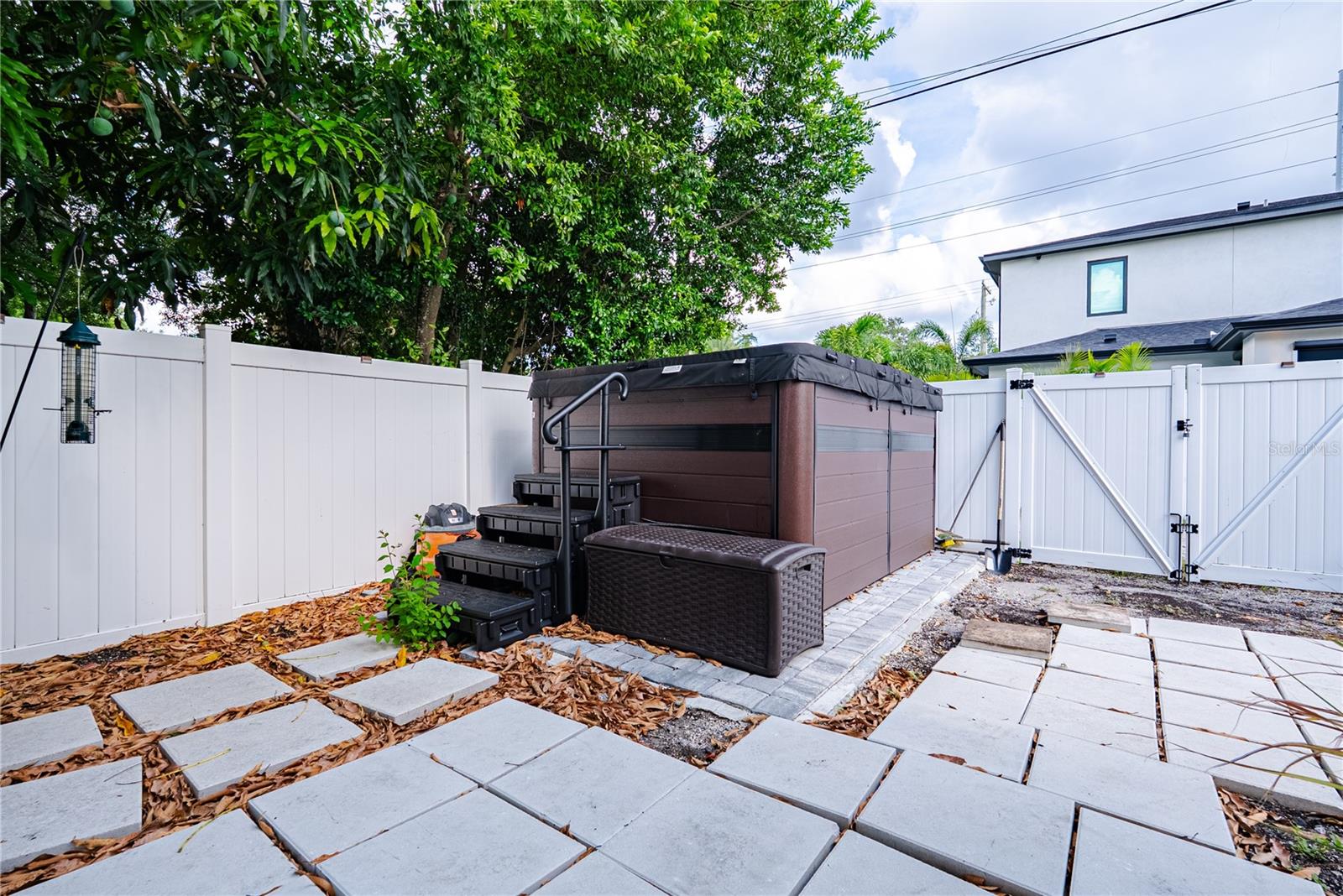 1908 W Nassau St Property Photo 33