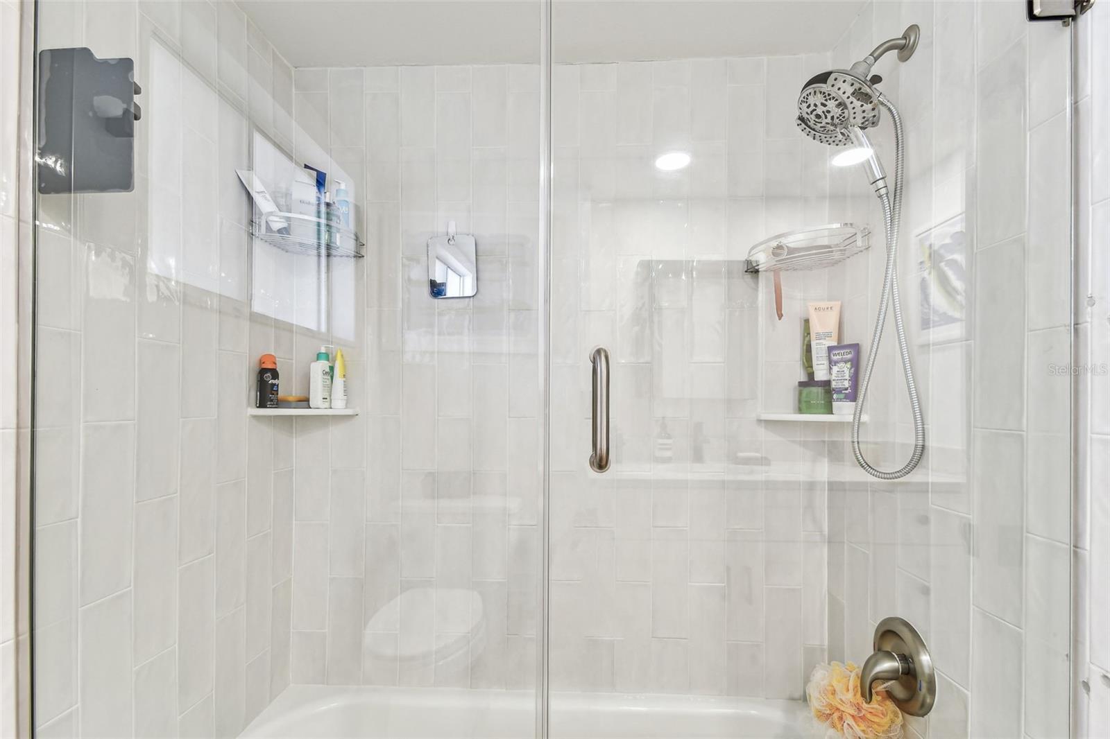 620 Edgewater Dr #204 Property Photo 10